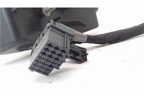 Recambio de caja fusibles/rele para mercedes-benz vito furgón (447) 2.1 114/116 cdi, 119 cdi/bt 4x4 extralang (447.605) referenc