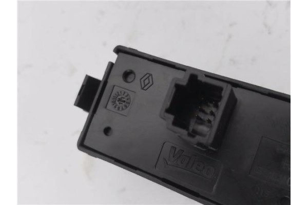 Recambio de interruptor luces emergencia para renault grand scénic iii (jz0/1_) 1.5 dci referencia OEM IAM E3160101  