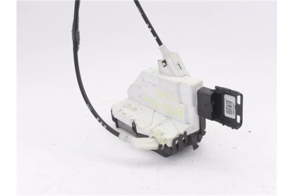 Recambio de cierre electromagnetico trasero derecho para citroen berlingo furgón 1.6 hdi 90 referencia OEM IAM 828423  