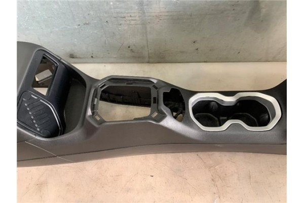 Recambio de embellecedor consola central para jeep renegade (bu) 1.6 limited fwd referencia OEM IAM 735579082  