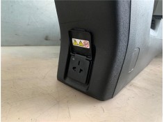 Recambio de embellecedor consola central para jeep renegade (bu) 1.6 limited fwd referencia OEM IAM 735579082  