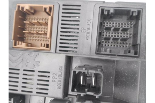 Recambio de bsi para peugeot 208 1.2 access referencia OEM IAM 9819849680  