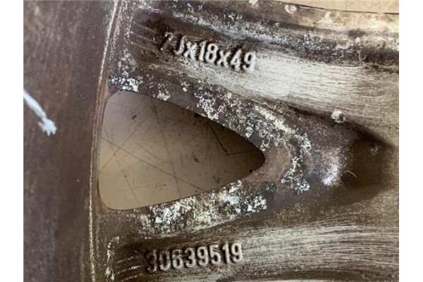 Recambio de llanta para volvo xc90 d5 referencia OEM IAM 30639519  