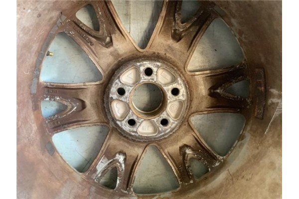 Recambio de llanta para volvo xc90 d5 referencia OEM IAM 30639519  