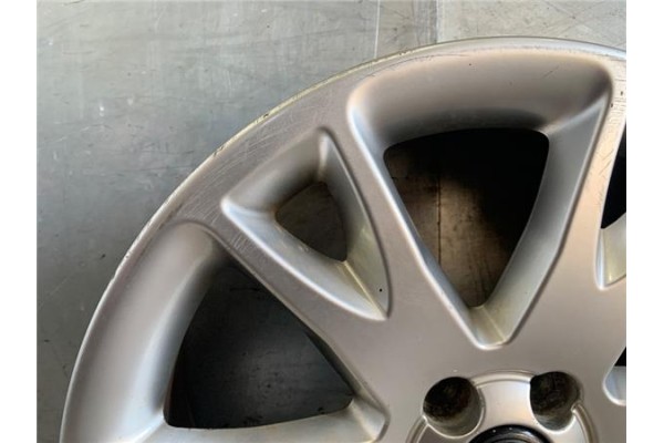 Recambio de llanta para volvo xc90 d5 referencia OEM IAM 30639519  