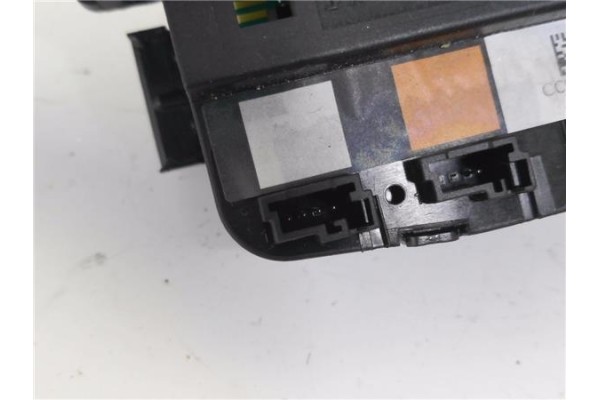 Recambio de mando intermitencia para peugeot 208 1.2 access referencia OEM IAM 98236117ZD  