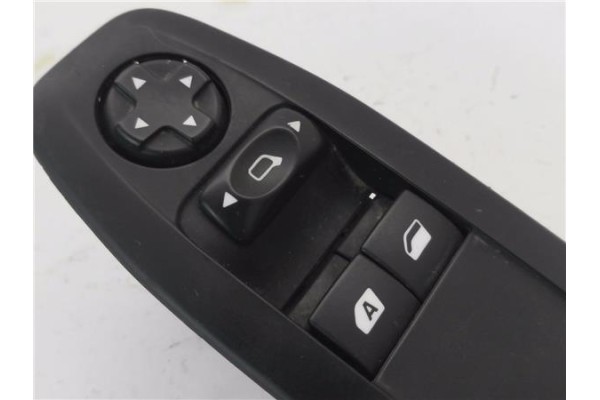 Recambio de mando elevalunas delantero izquierdo para peugeot 208 1.2 access referencia OEM IAM 96751127ZD  