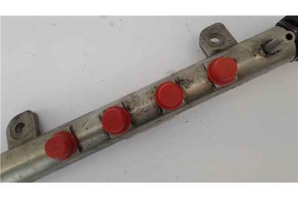 Recambio de rampa inyectora para saab 9-3 cabriolet 1.9 tid referencia OEM IAM 0445214057  