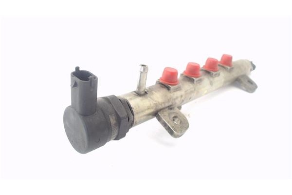 Recambio de rampa inyectora para saab 9-3 cabriolet 1.9 tid referencia OEM IAM 0445214057  
