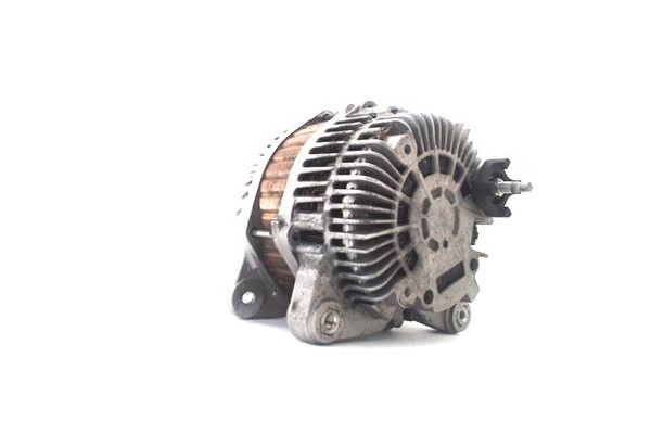 Recambio de alternador para renault espace iv (jk0) 2.0 dci (jk01, jk03) referencia OEM IAM 8200404464 A004TJ0381 