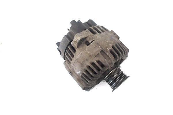 Recambio de alternador para renault grand scénic ii (jm0/1_) 1.9 dci (jm14) referencia OEM IAM 8200667610 TG11C065 