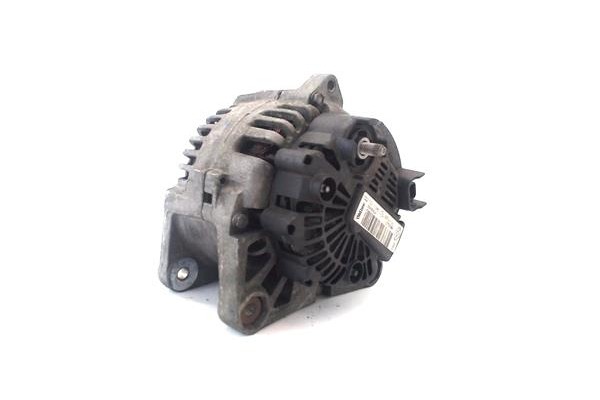 Recambio de alternador para renault grand scénic ii (jm0/1_) 1.9 dci (jm14) referencia OEM IAM 8200667610 TG11C065 