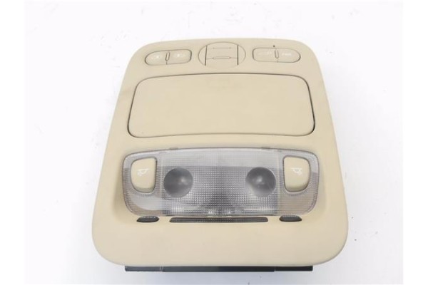 Recambio de luz delantero central techo para kia carnival 2.9 crdi referencia OEM IAM 928104D100 928104D000 