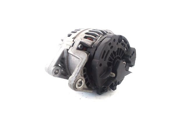Recambio de alternador para opel vectra c berlina 1.8 16v referencia OEM IAM 0986042740  