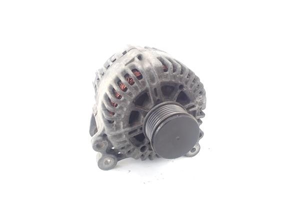 Recambio de alternador para audi a4 berlina (8e) 2.0 tdi 16v (103kw) referencia OEM IAM 06F903023H TG14C015 