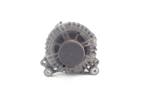 Recambio de alternador para audi a4 berlina (8e) 2.0 tdi 16v (103kw) referencia OEM IAM 06F903023H TG14C015 