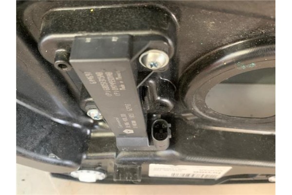 Recambio de elevalunas electrico trasero derecho para jeep renegade (bu) 1.6 limited fwd referencia OEM IAM C46796100 519806950 