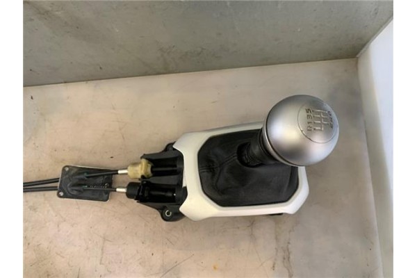 Recambio de palanca de cambio para jeep renegade (bu) 1.6 limited fwd referencia OEM IAM 00502944640  
