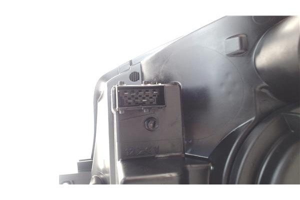 Recambio de faro delantero dcho para peugeot partner furgón (5) 1.6 hdi 75 referencia OEM IAM 9644150880 SB3CLX13W029AE 