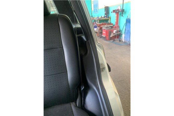 Recambio de cinturon seguridad trasero izquierdo para land rover freelander (ln) 2.0 hse familiar referencia OEM IAM EVL000440PM