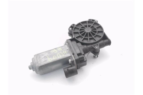 Recambio de motor elevalunas delantero derecho para renault master iii combi 2.3 l2h2 3,5t referencia OEM IAM 128001031E 9030284