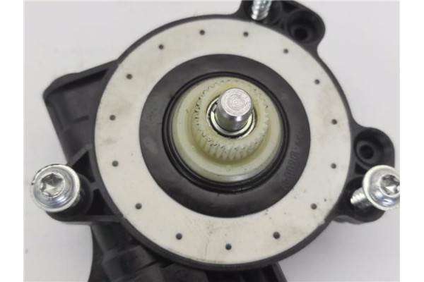 Recambio de motor elevalunas delantero derecho para renault master iii combi 2.3 l2h2 3,5t referencia OEM IAM 128001031E 9030284