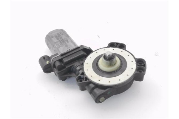 Recambio de motor elevalunas delantero izquierdo para renault master iii combi 2.3 l2h2 3,5t referencia OEM IAM 128001032E 90302