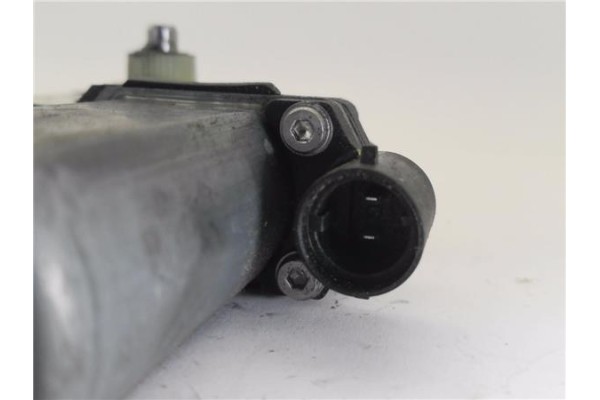 Recambio de motor elevalunas delantero izquierdo para renault master iii combi 2.3 l2h2 3,5t referencia OEM IAM 128001032E 90302