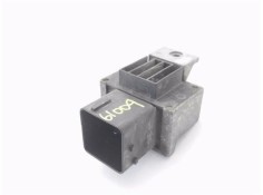 Recambio de caja precalentamiento para renault master iii combi 2.3 l2h2 3,5t referencia OEM IAM 110678071R  