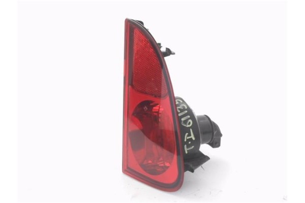 Recambio de piloto defensa trasero izquierdo para renault espace iv (jk0) 2.0 dci (jk01, jk03) referencia OEM IAM 8200027155  