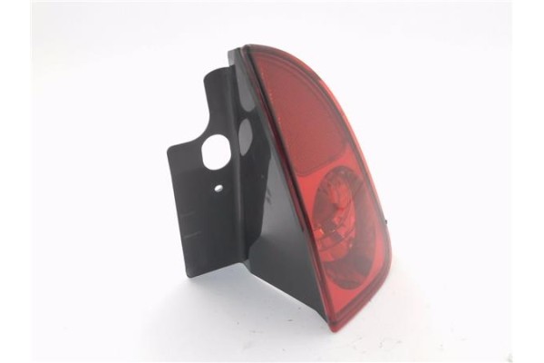 Recambio de piloto defensa trasero izquierdo para renault espace iv (jk0) 2.0 dci (jk01, jk03) referencia OEM IAM 8200027155  