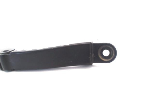 Recambio de brazo limpiaparabrisas delantero izquierdo para volvo xc90 d5 referencia OEM IAM 8620839  