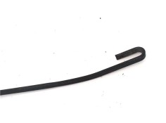 Recambio de brazo limpiaparabrisas delantero izquierdo para chrysler sebring berlina 2.0 crd limited referencia OEM IAM 05303715