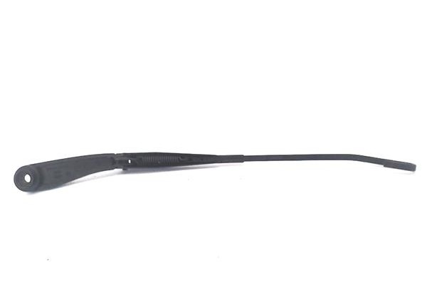 Recambio de brazo limpiaparabrisas delantero izquierdo para chrysler sebring berlina 2.0 crd limited referencia OEM IAM 05303715