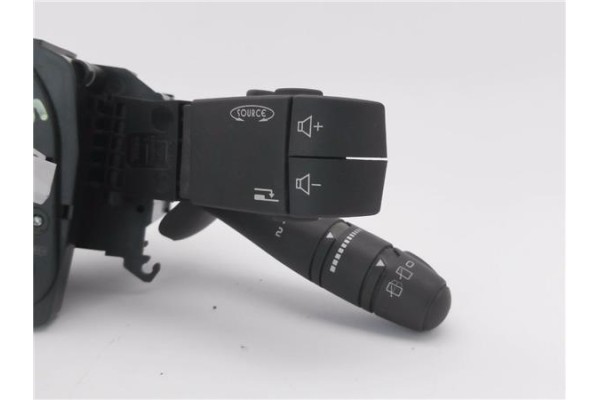 Recambio de mando intermitencia para renault espace iv (jk0) 2.0 dci (jk01, jk03) referencia OEM IAM 8200328896 8200328896 