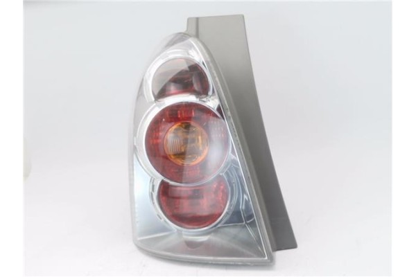 Recambio de piloto trasero izquierdo para toyota corolla verso (r1) 2.2 d-4d referencia OEM IAM 815610F020  