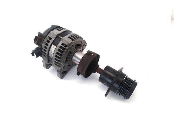 Recambio de alternador para ford focus c-max 1.8 tdci referencia OEM IAM 4M5T10300UD 1,04E+09 