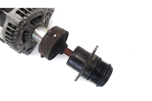 Recambio de alternador para ford focus c-max 1.8 tdci referencia OEM IAM 4M5T10300UD 1,04E+09 
