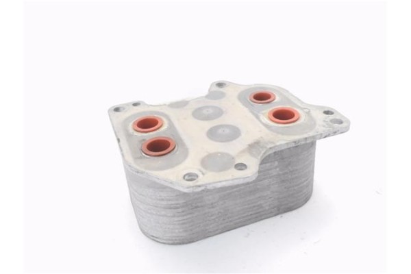 Recambio de enfriador aceite para volkswagen golf vii berlina (bq1/be2) 1.6 sport referencia OEM IAM 03N117021  