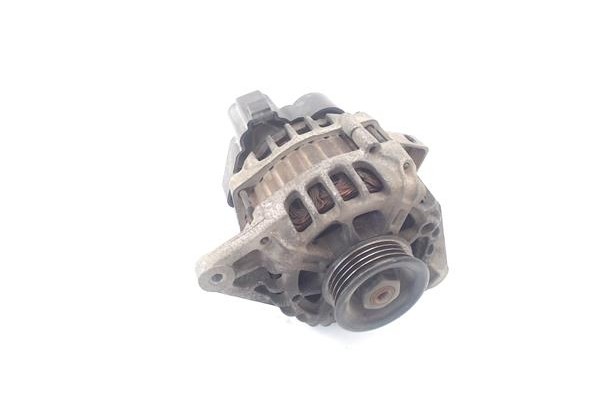 Recambio de alternador para kia rio (jb) 1.4 16v referencia OEM IAM 3730022650 A002655023 