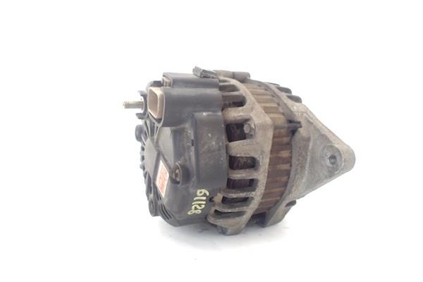 Recambio de alternador para kia rio (jb) 1.4 16v referencia OEM IAM 3730022650 A002655023 