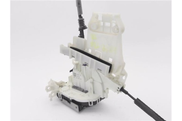 Recambio de cierre electromagnetico trasero derecho para jeep renegade (bu) 1.6 limited fwd referencia OEM IAM 40146025003 52028