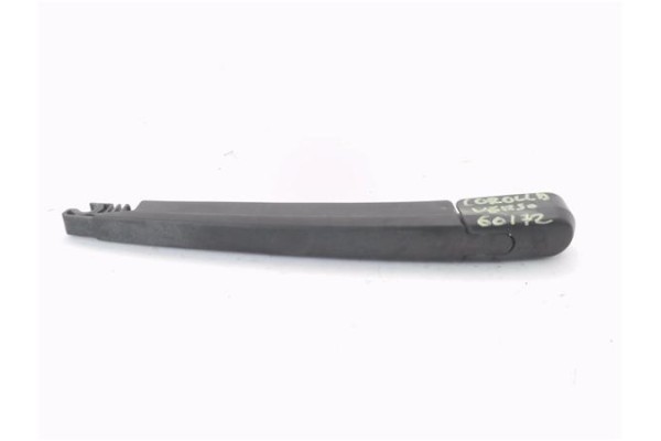 Recambio de brazo limpiaparabrisas trasero para toyota corolla verso (r1) 2.2 d-4d referencia OEM IAM 852410F010  