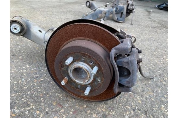 Recambio de puente trasero para kia rio (ub) 1.2 basic referencia OEM IAM 551001W100  