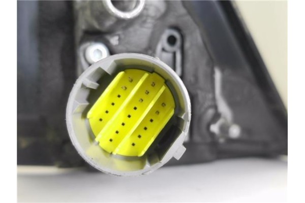 Recambio de retrovisor electrico izquierdo para renault espace iv (jk0) 2.0 dci (jk01, jk03) referencia OEM IAM E9014181  