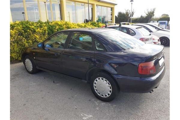 audi a4 berlina (b5) del año 1996