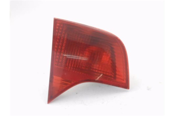 Recambio de piloto porton trasero izquierdo para audi a4 berlina (8e) 2.0 tdi 16v (103kw) referencia OEM IAM 8E5945093 96503801 