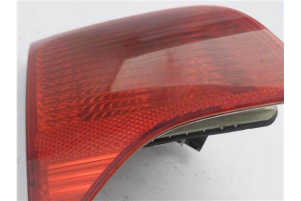 Recambio de piloto porton trasero izquierdo para audi a4 berlina (8e) 2.0 tdi 16v (103kw) referencia OEM IAM 8E5945093 96503801 