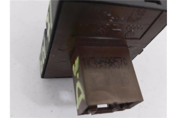 Recambio de mando elevalunas delantero izquierdo para seat ibiza berlina (6j5) 1.6 tdi referencia OEM IAM 1K3959857CREH 1K395985