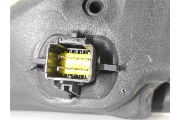 Recambio de retrovisor electrico derecho para renault grand scénic ii (jm0/1_) 1.9 dci (jm14) referencia OEM IAM 12354070 E90111